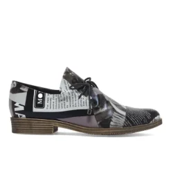 Django & Juliette Women's Kotty News Print Leather