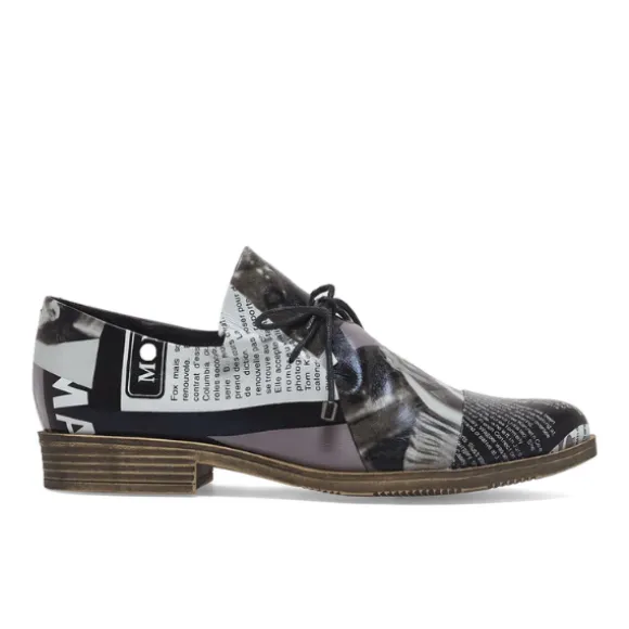 Django & Juliette Women's Kotty News Print Leather