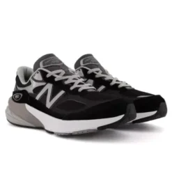 New Balance Women's 990 V6 Black